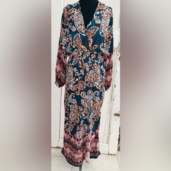 ❣️❣️BOHEMIAN WRAP KIMONO Maxi Dress❣️❣️ - Picture 2 of 8